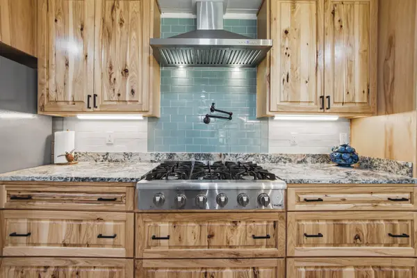 108 Hayes RD, Defuniak Springs, FL 32433