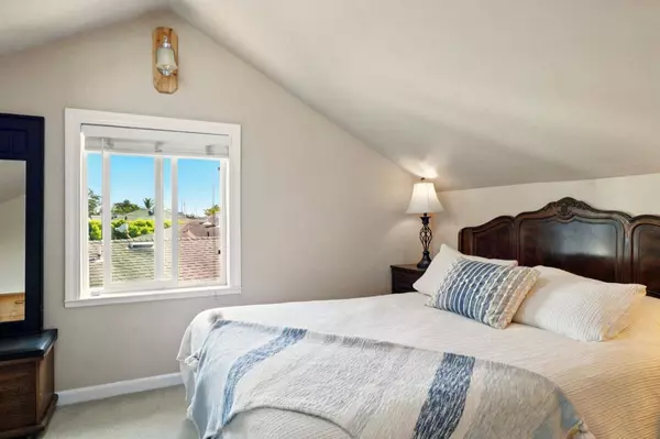 640 17th AVE, Santa Cruz, CA 95062