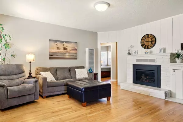 640 17th AVE, Santa Cruz, CA 95062