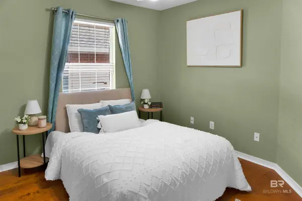8254 S Magnolia Village Drive, Mobile, AL 36695