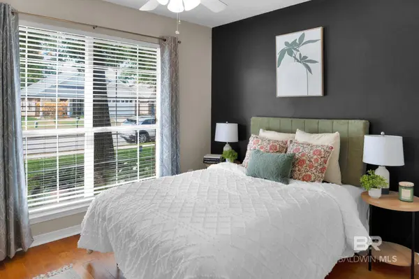 8254 S Magnolia Village Drive, Mobile, AL 36695