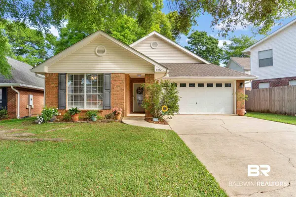 8254 S Magnolia Village Drive, Mobile, AL 36695
