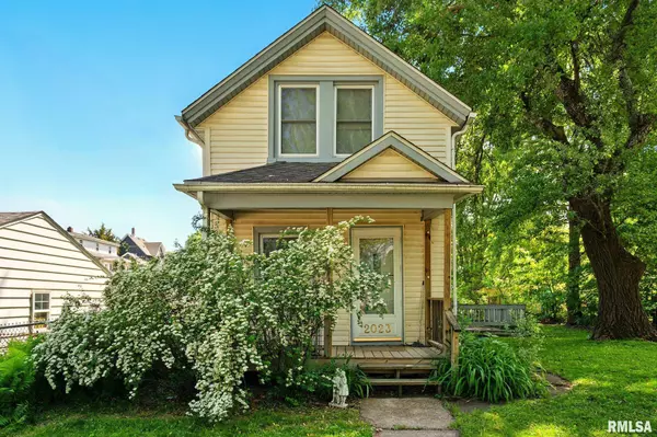 2023 LECLAIRE ST, Davenport, IA 52803