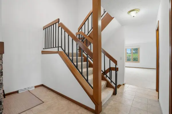 4570 Bunker Hill DR, Bettendorf, IA 52722
