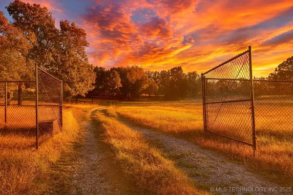 19616 Helt RD, Claremore, OK 74017