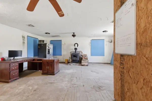 Large Converted Business/Leisure Room