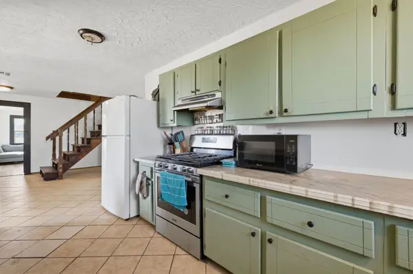 Bright, Flowing, Centralized Open Floor Plan