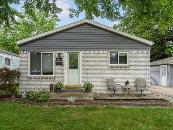 1204 S Campbell Road, Royal Oak, MI 48067