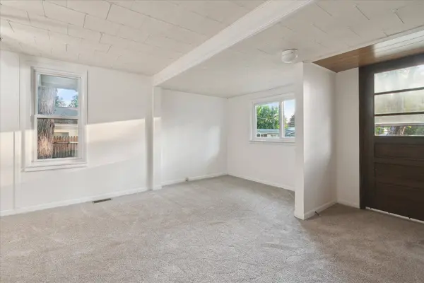 720 Pennsylvania Avenue, Alma, MI 48801