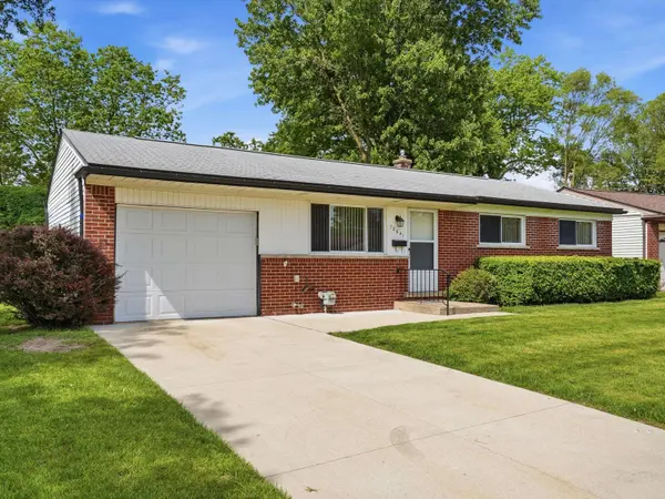 12641 Raleigh Drive, Sterling Heights, MI 48313