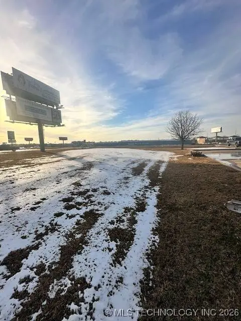 609 Bryan DR, Durant, OK 74701