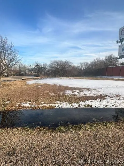 609 Bryan DR, Durant, OK 74701