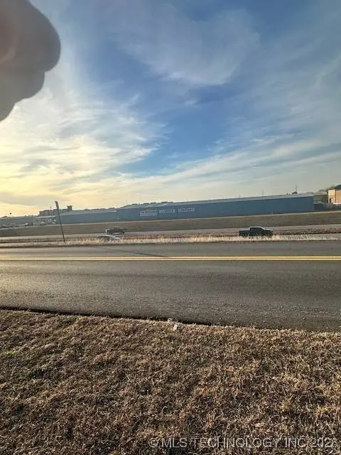 609 Bryan DR, Durant, OK 74701