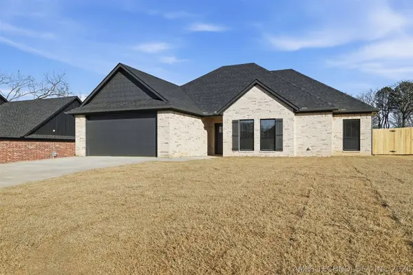 1900 Boxer LN, Durant, OK 74701