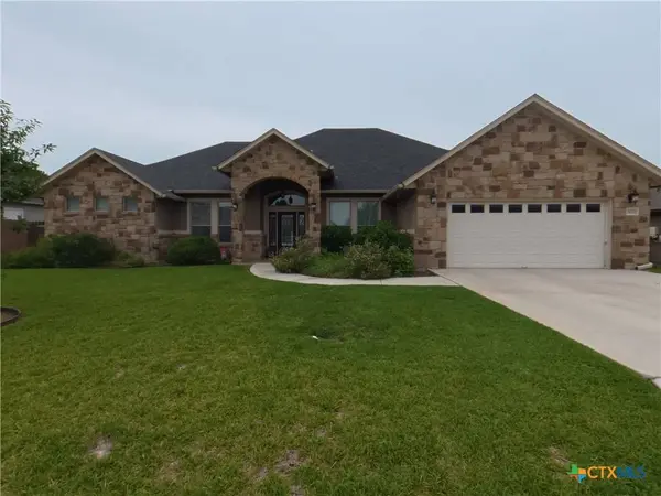 1132 Creekside Pond RD, Seguin, TX 78155