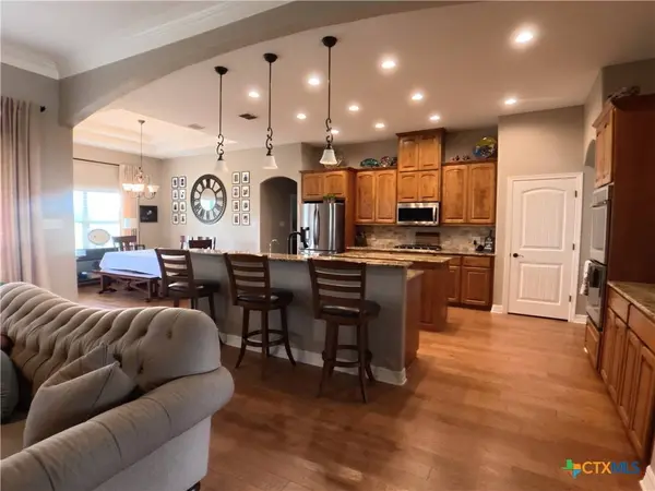 1132 Creekside Pond RD, Seguin, TX 78155