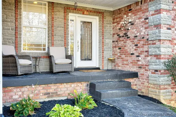 2821 Crescent Hill DR NE, Corydon, IN 47112
