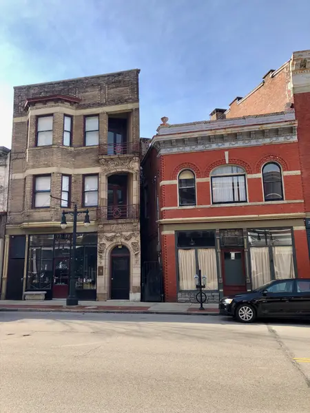 East Walnut Hills