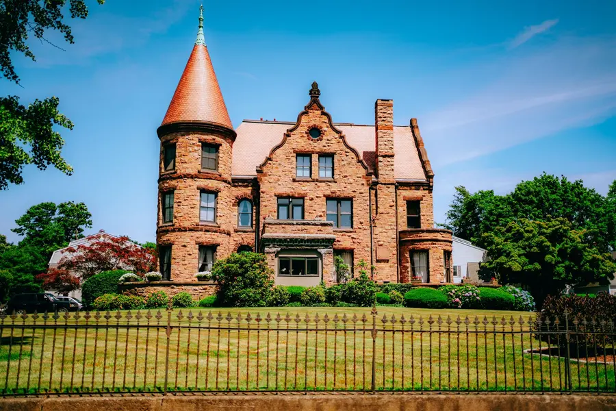 East Walnut Hills