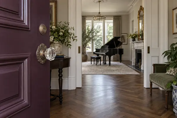 feature image of East Walnut Hills, Cincinnati Real Estate Guide