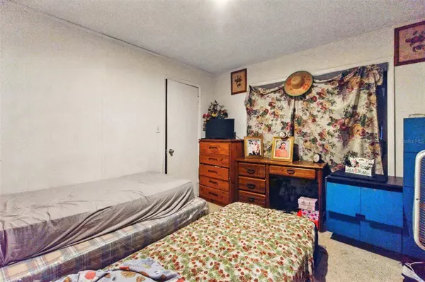 2504 CARIBBEAN CT, Orlando, FL 32805