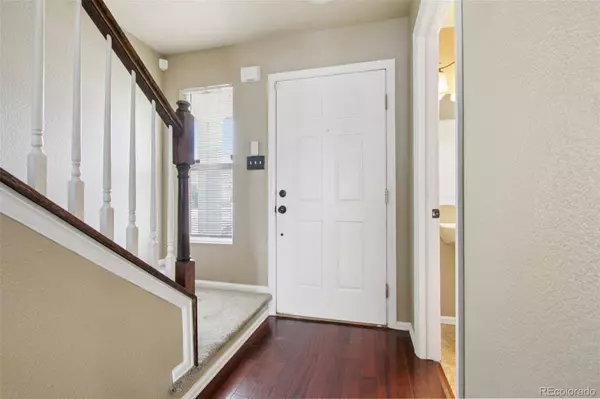 5888 N Biscay ST #B, Denver, CO 80249