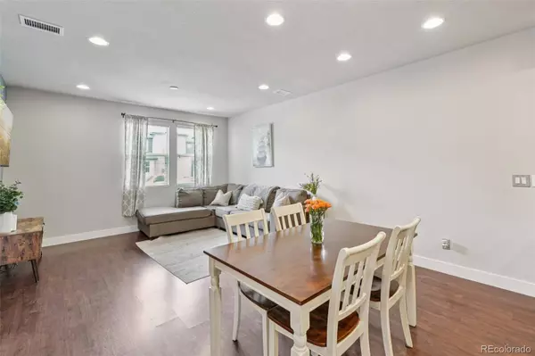 16189 E Elk DR, Denver, CO 80239