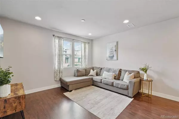 16189 E Elk DR, Denver, CO 80239