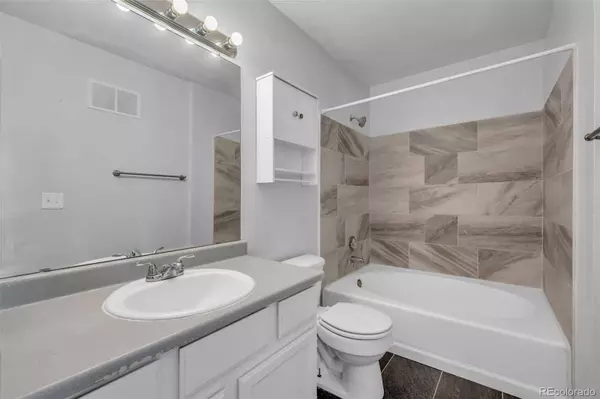 4460 S Pitkin ST #120, Aurora, CO 80015