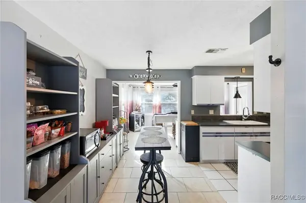 101 S Barbour ST, Beverly Hills, FL 34465