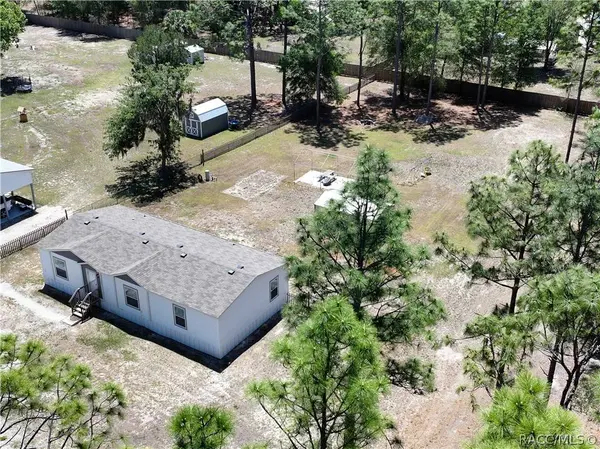 9900 W Pinespring CT, Crystal River, FL 34428