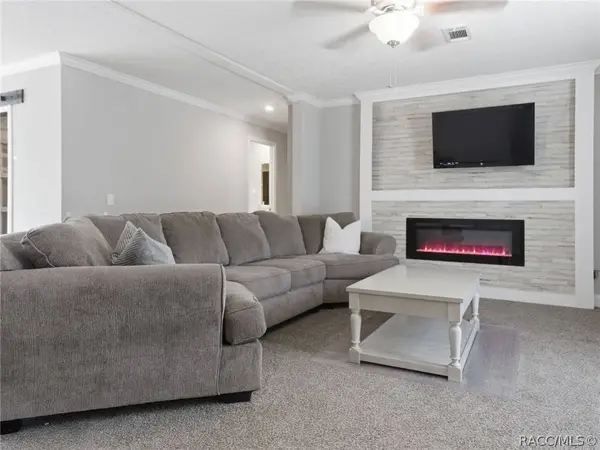 9900 W Pinespring CT, Crystal River, FL 34428