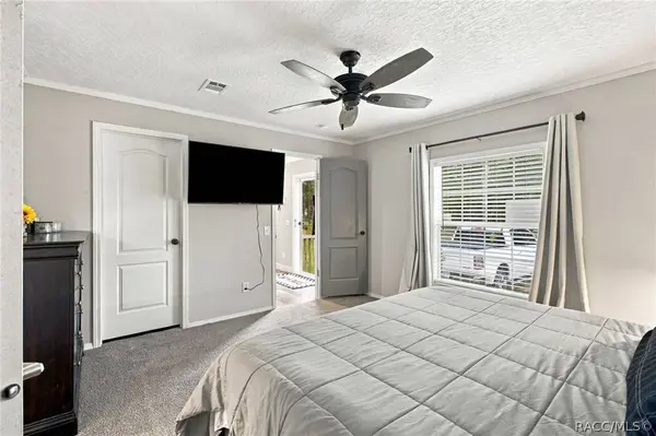 9900 W Pinespring CT, Crystal River, FL 34428