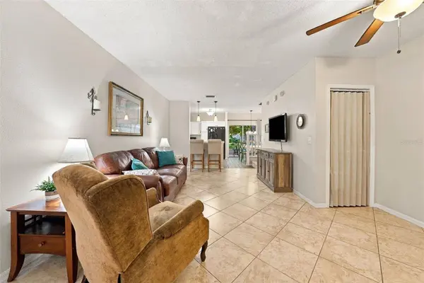 10429 HERON LAKE DR, Riverview, FL 33578