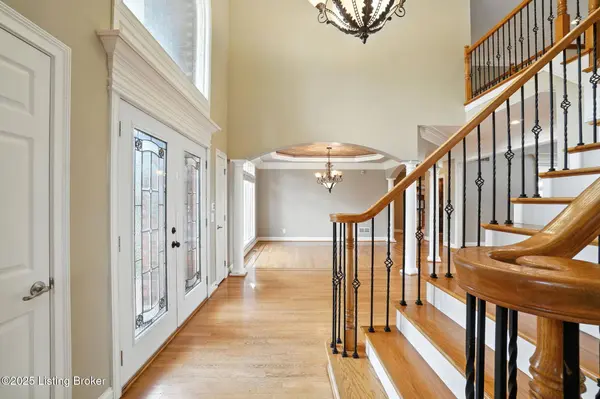 18505 Locust Creek Pl, Louisville, KY 40245