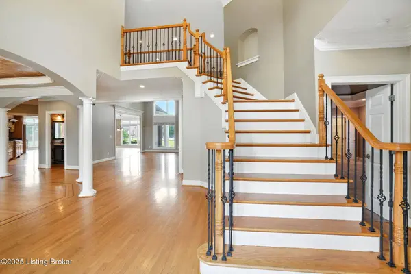 18505 Locust Creek Pl, Louisville, KY 40245