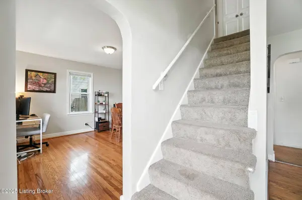 1010 Reeves Rd, Louisville, KY 40219