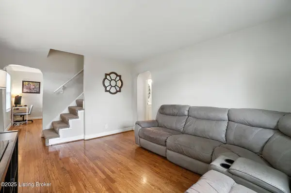 1010 Reeves Rd, Louisville, KY 40219
