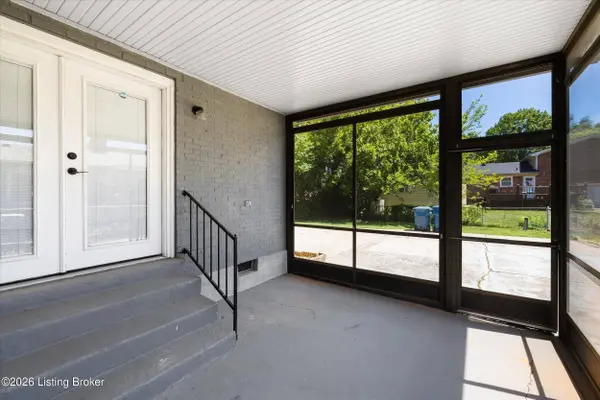 4309 Hunsinger Ln, Louisville, KY 40220