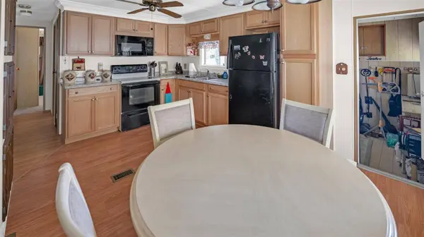 Brooksville, FL 34613