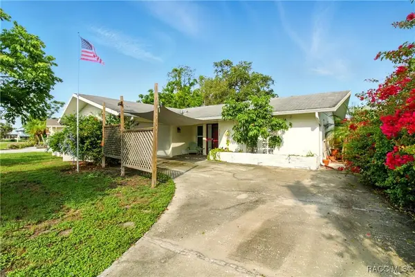 5728 Colonial DR, New Port Richey, FL 34653