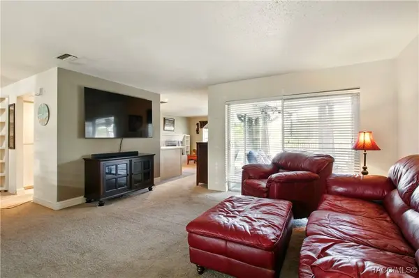 5728 Colonial DR, New Port Richey, FL 34653