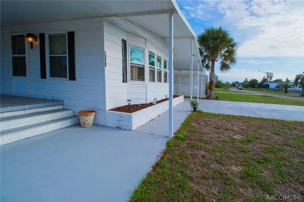 9141 Salisbury DR, Brooksville, FL 34613