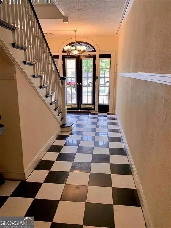 242 12TH ST NE #1A, Atlanta, GA 30309