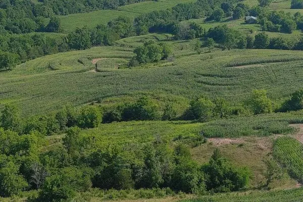 3330-1A Kentucky 1770, Stanford, KY 40484