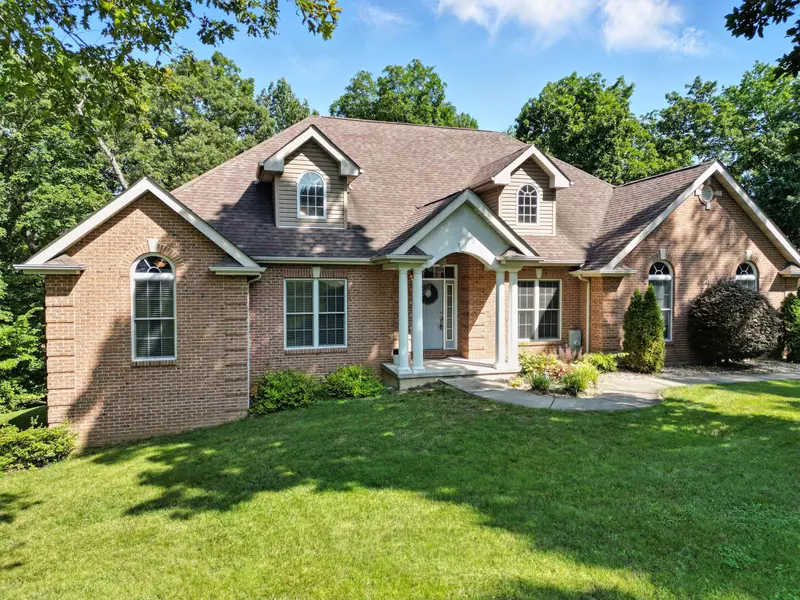 377 Peaceful Hollow Dr, Washington, MO 63090-5250