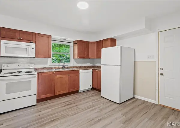 237 Jackson St, Sullivan, MO 63080-1445