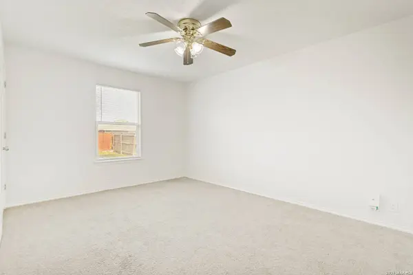 2338 CAMBERLY VW, Converse, TX 78109