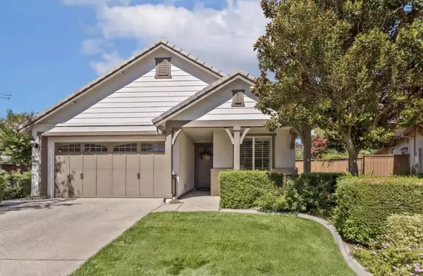 Elk Grove Homes With A Pool 2