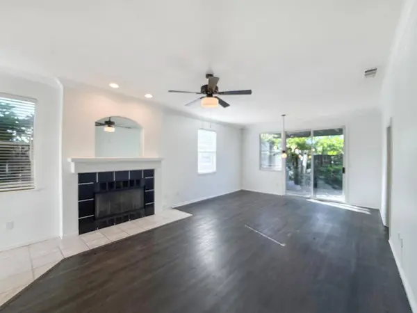 3027 Carousel CIR, Stockton, CA 95219